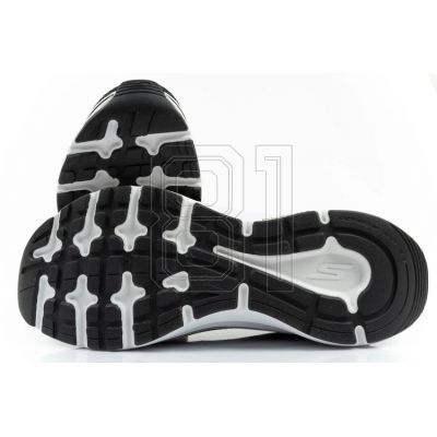 5. Skechers Go Run sneakers M 220879/BKW