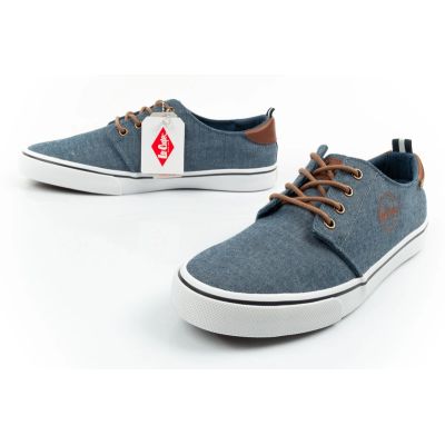 8. Lee Cooper men's sports shoes sneakers fashionable jeans comfortable