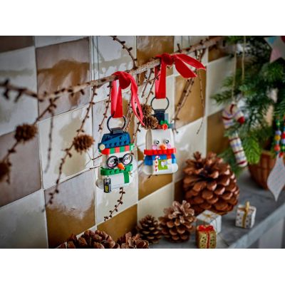 7. LEGO Other 40812 – Snowman Decorations