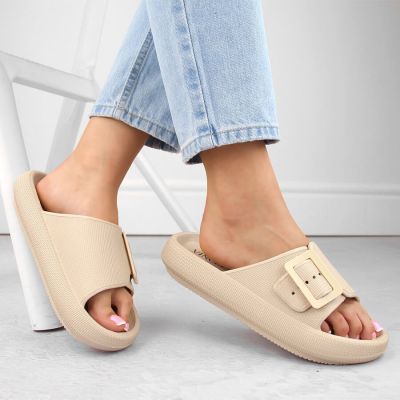 3. Vinceza W JAN308 beige buckle flip-flops