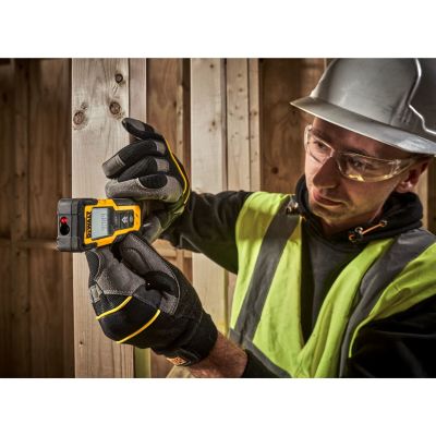5. DeWalt DWHT77100-XJ 30m Laser Rangefinder