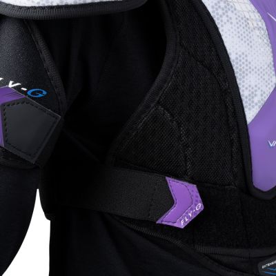 6. Bauer Vapor Fly-G Women’s Junior Hockey Shoulder Pads
