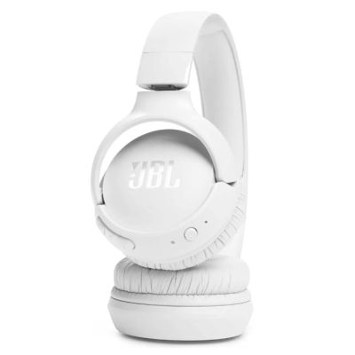 4. JBL TUNE 520 BT headphones (white, wireless, on-ear)