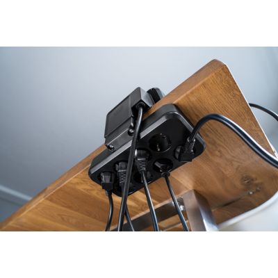 7. Brennenstuhl Duplex Table Socket 1x USB A & C, 10x Schuko