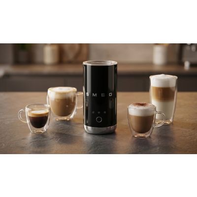 88. Smeg MFF02BLEU Milk Frother/Warmer Automatic Milk Frother/Warmer Black