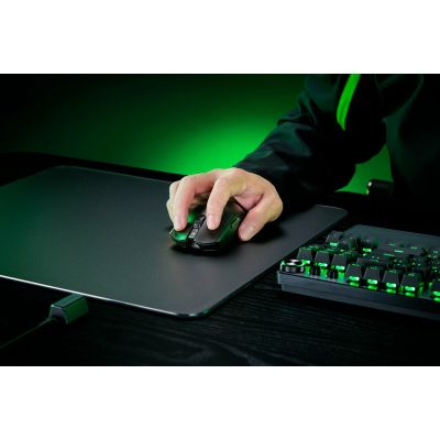 14. Razer Viper V3 Pro Gaming Mouse Right Side RF Wireless + USB Type-C Optical 35000 DPI