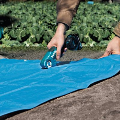 2. Makita CP100DZ Cordless Universal Cutting Machine 300 RPM Black, Blue 12V