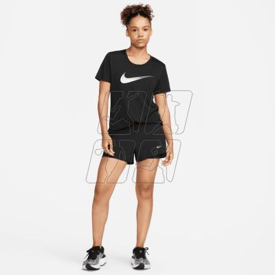 7. Shorts Nike Dri-FIT Swift W DX1029-010