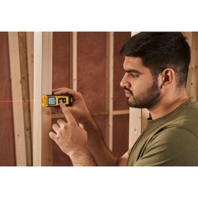 14. Stanley SLM65 Laser Rangefinder Black, Yellow 20 m
