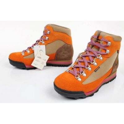 9. Aku Ultralight W 36510184 trekking shoes