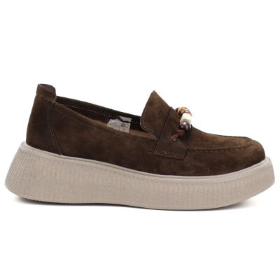 2. Women's leather platform moccasins with beads, brown, Vinceza 79649
