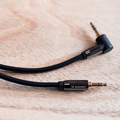 8. Wozinsky AUX Cable Right Angle (Male-Male) Mini Jack Cable 3m Black
