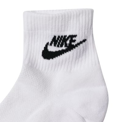 7. Nike Everyday Elevated Crew socks 3 pairs IH8528 903
