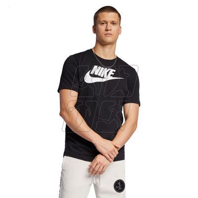 3. Nike NSW Tee Icon Futura M AR5004-010 T-shirt