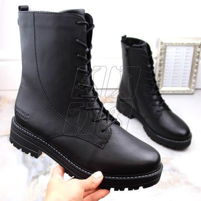 2. Comfortable insulated leather boots Remonte W RKR622 black