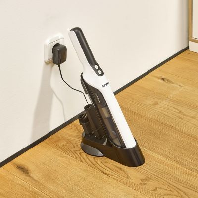 8. SEVERIN HV 7140 Cordless Handheld Vacuum Cleaner