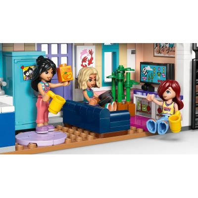 22. LEGO Friends 42687 - Liann Family House