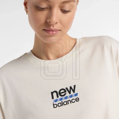 4. New Balance Sport Relaxed Graphic T-SH SST W WT51541SST