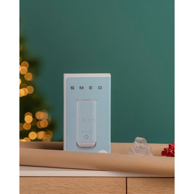 25. SMEG MFF02CREU Milk Frother MFF02CREU