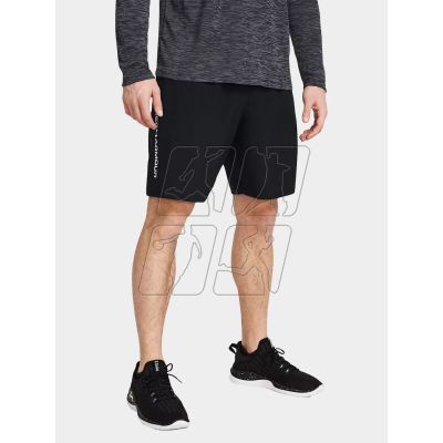 3. Under Armor M shorts 1383356-001