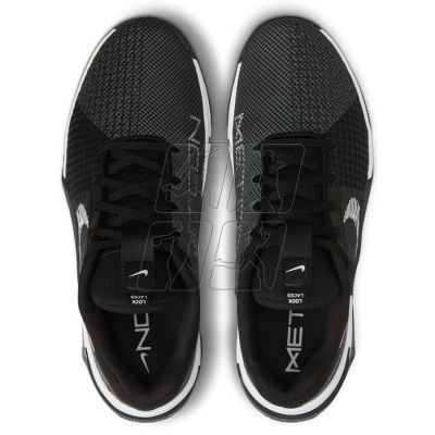 3. Nike Metcon 8 M DO9328 001 shoe