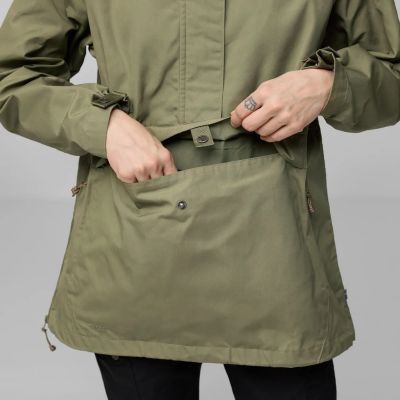 13. Fjällräven Vardag Anorak W F87009-620 softshell jacket