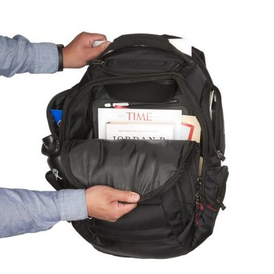 17. OGIO BACKPACK GAMBIT BLACK P/N: 111072_03