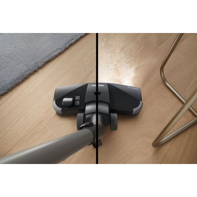 15. PHILIPS Series 6000 XD6142/12 Vacuum Cleaner