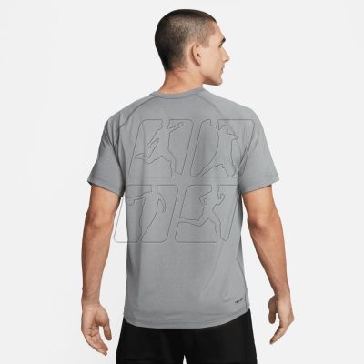 2. T-shirt Nike Dri-FIT Ready M DV9815-084