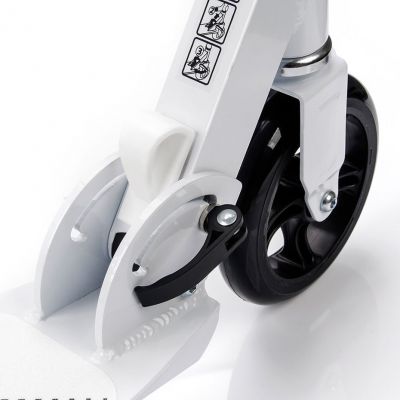 6. Meteor Racer 22766 Scooter