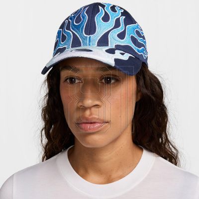 2. Nike Club Cap HV6642-410