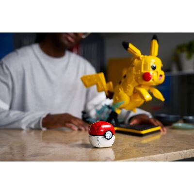 15. LEGO Pokemon 72152 - Pikachu and Pokeball