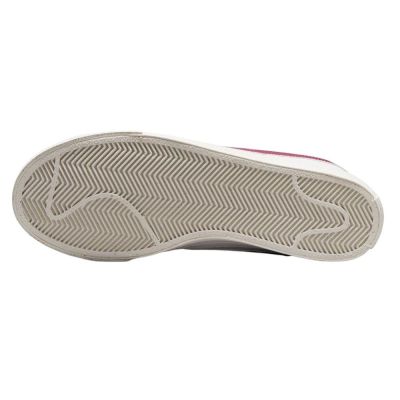 6. Nike women's shoes Court Legacy NN DH3161-106