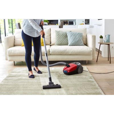 4. Philips 2000 series 2000 series bag vacuum cleaner FC8243/09