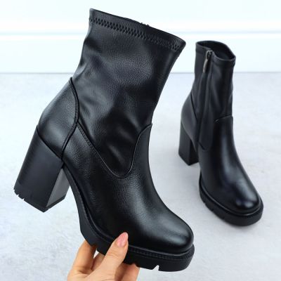 2. Black Women's Block Heel Ankle Boots Potocki 12419