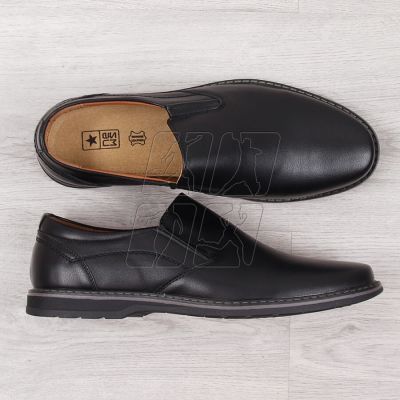 3. Shoes NEWS M EVE303A black