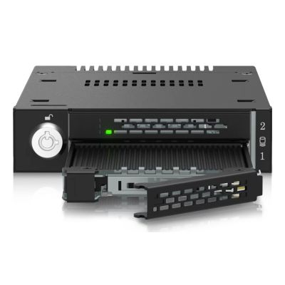 2. IcyDock M.2 PCIe NVMe SSD Mobile Rack for External 3.5 4i 2x