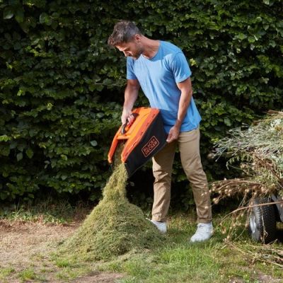 9. Black & Decker BCMW3318L2 Push Lawn Mower Battery Black, Orange