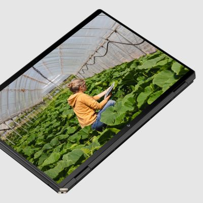 20. HP Specter x360 16-aa0233nw Ultra 7 155H 16" 2.8K Touch OLED 120Hz AG 16GB DDR5 6400 SSD1TB RTX 4050_6GB Cam 9MP 83Wh W11Pro 2Y