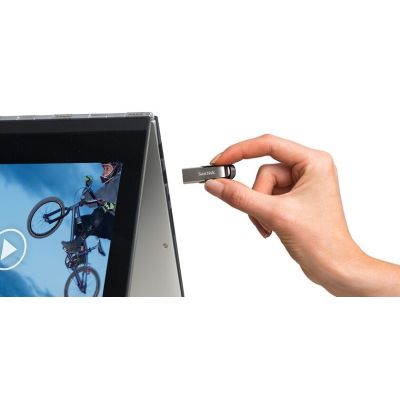 6. SANDISK ULTRA FLAIR 512GB 150MB/s USB 3.0