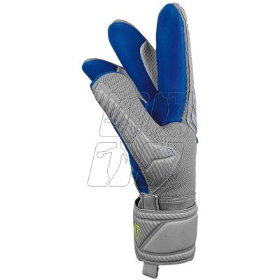 4. Goalkeeper gloves Reusch Attrakt Grip Evolution Finger Support Jr 5272820 6006