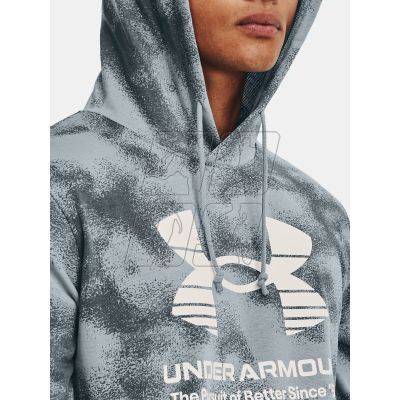 3. Under Armor M 1377185-465 sweatshirt