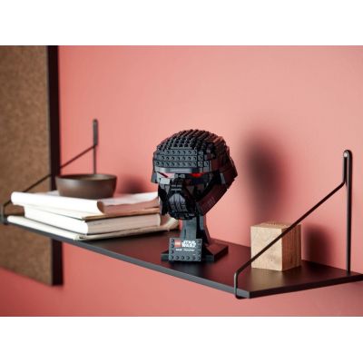 6. LEGO Star Wars 75343 Dark Trooper Helm