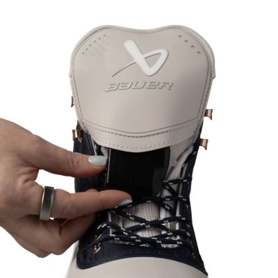 5. Bauer Radiant Heated Junior Recreational Ice Skates