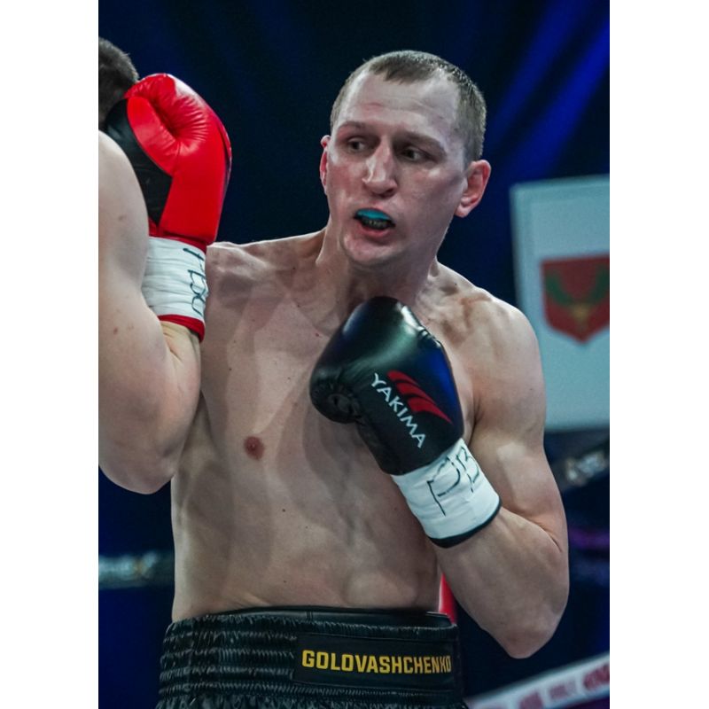 4. Yakima Sport Wolf Gloves L 8 oz 1005228OZ