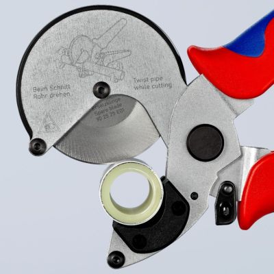 40. KNIPEX PIPE CUTTER FOR COMPOSITE AND PLASTIC PIPES