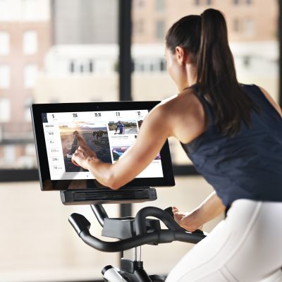 32. Freemotion b22.7 COACH™ Bike FMEX84821 spinning bike