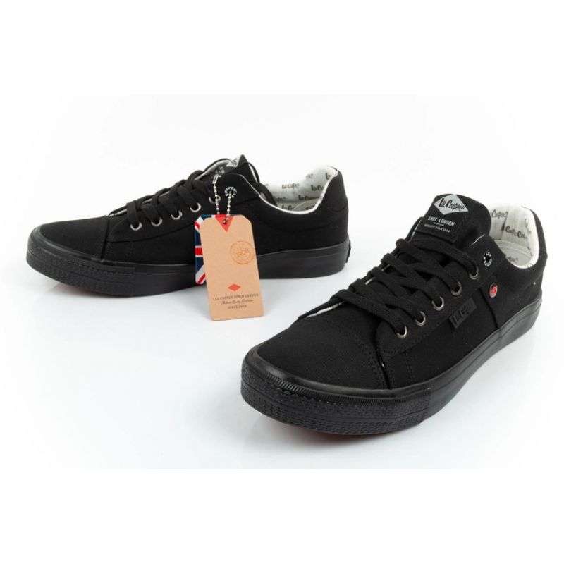 8. Lee Cooper M LCW-22-31-0897M shoes