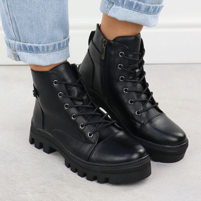 7. Black Women's Ankle Boots Potocki Z25-JE19317