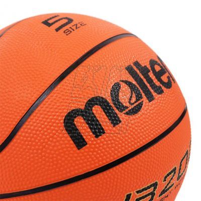 2. Basketball Molten B5C2000-L